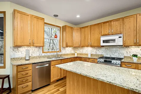 4925 Narcissus Lane N Plymouth MN 55446