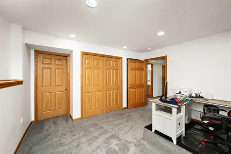 4925 Narcissus Lane N Plymouth MN 55446