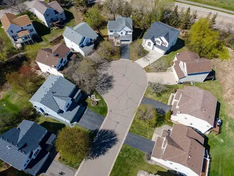 4925 Narcissus Lane N Plymouth MN 55446