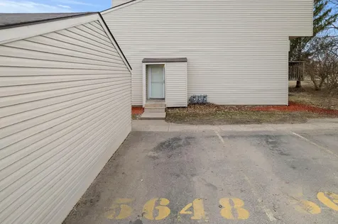 5648 Brookdale Drive N Brooklyn Park MN 55443