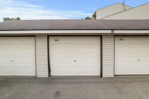 5648 Brookdale Drive N Brooklyn Park MN 55443
