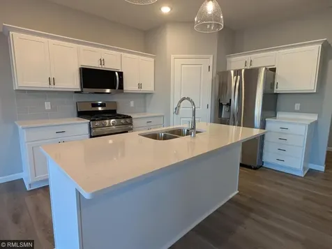 10538 Goodview Avenue S Cottage Grove MN 55016