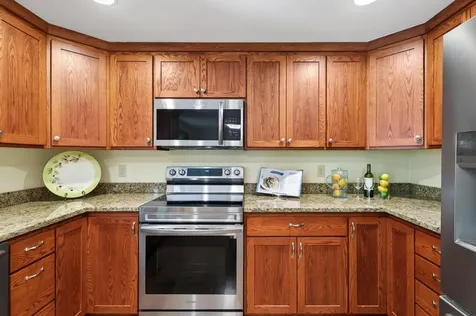 17130 Hemlock Court Lakeville MN 55044