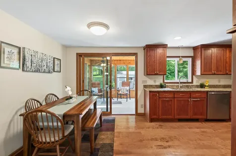 17130 Hemlock Court Lakeville MN 55044