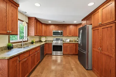 17130 Hemlock Court Lakeville MN 55044