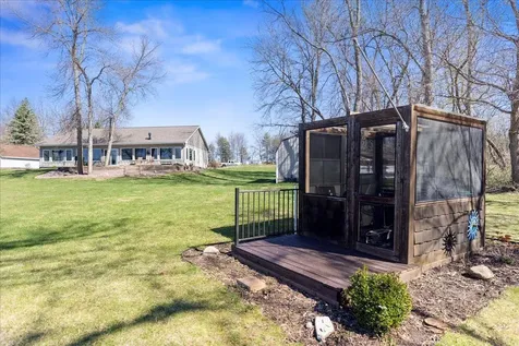 1642 Scenic Hideaway Lane NE Elysian MN 56028