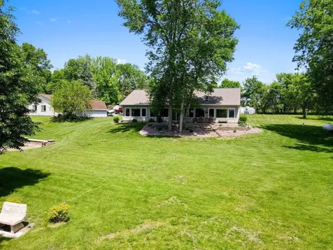1642 Scenic Hideaway Lane NE Elysian MN 56028