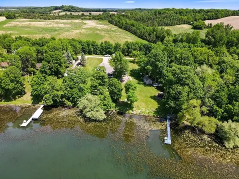 1642 Scenic Hideaway Lane NE Elysian MN 56028