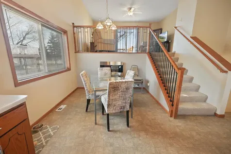 1621 Forest Glen Circle Saint Augusta MN 56301