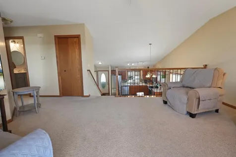 1621 Forest Glen Circle Saint Augusta MN 56301
