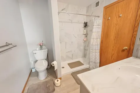 1621 Forest Glen Circle Saint Augusta MN 56301