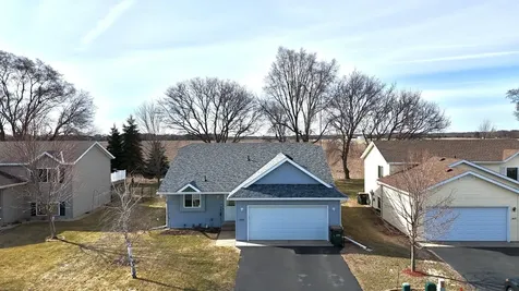 1621 Forest Glen Circle Saint Augusta MN 56301