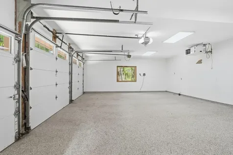 2050 Oakwood Ridge Chanhassen MN 55317