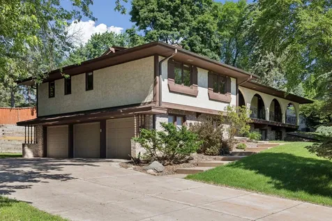 1815 Noble Drive N Golden Valley MN 55422