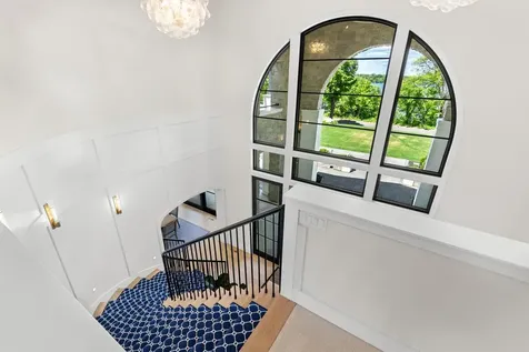 4889 E Lake Harriet Parkway Minneapolis MN 55419