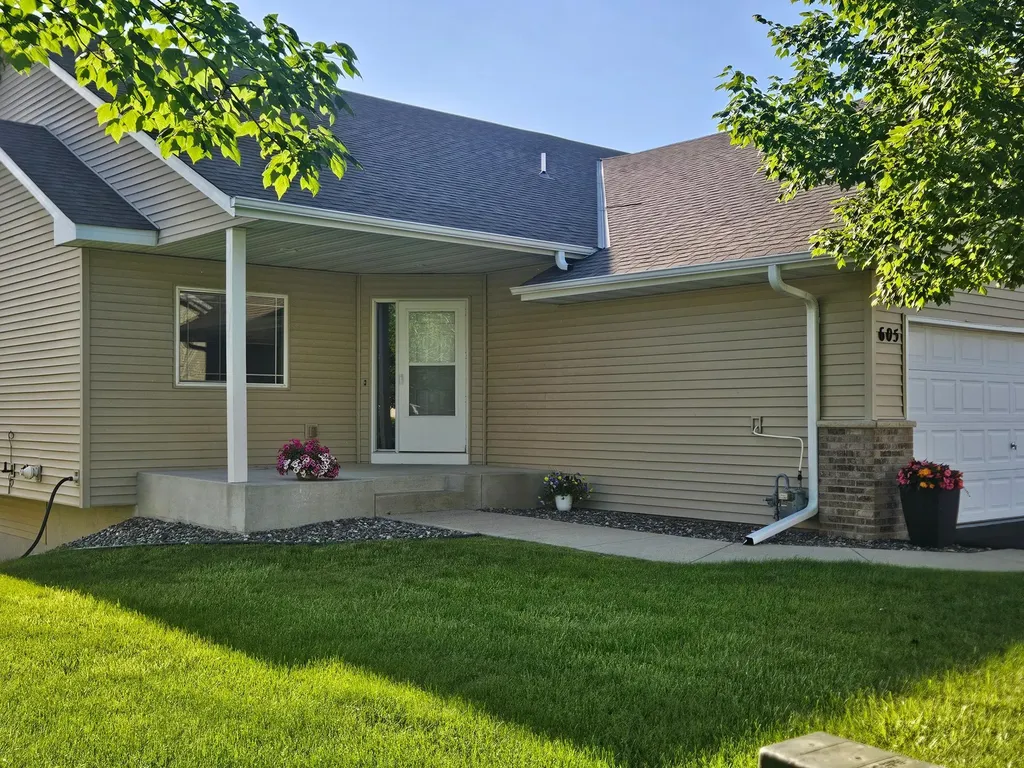 605 Amber Lane Buffalo MN 55313