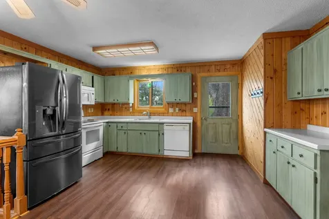 19091 Island View Drive Mora MN 55051