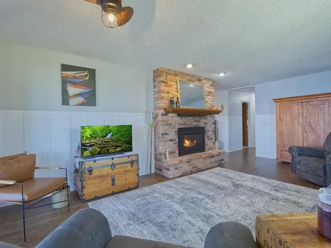 2391 Kimball Avenue NW Annandale MN 55302