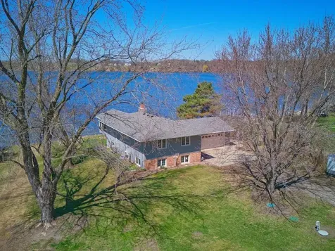 2391 Kimball Avenue NW Annandale MN 55302