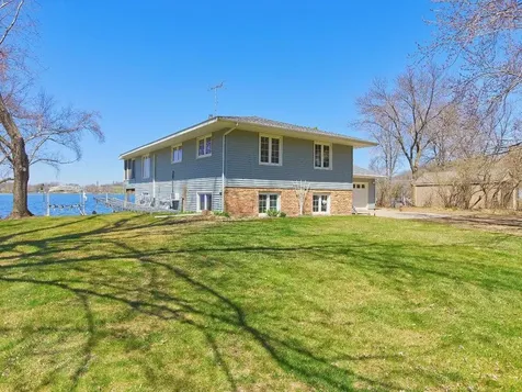2391 Kimball Avenue NW Annandale MN 55302