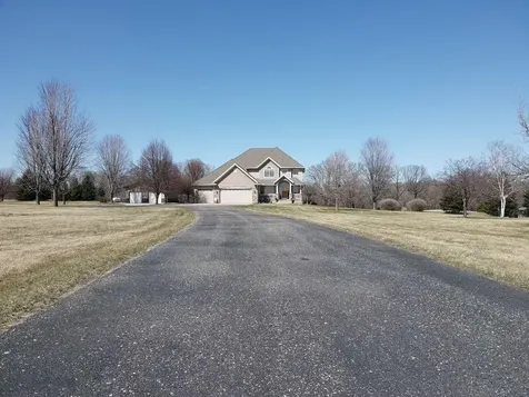 33405 Oak Ridge Avenue Redwood Falls MN 56283