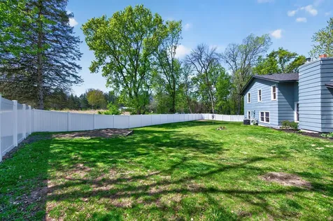 8581 County Road 39 NE Monticello MN 55362