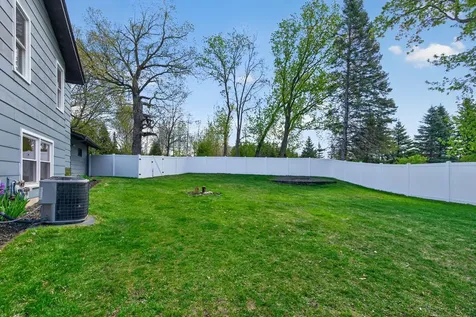 8581 County Road 39 NE Monticello MN 55362