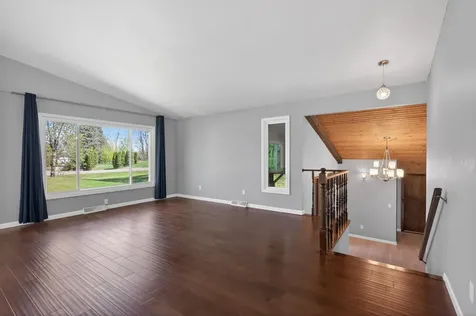 8581 County Road 39 NE Monticello MN 55362