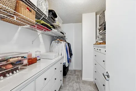401 1st Street S Minneapolis MN 55401