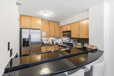 401 1st Street S Minneapolis MN 55401