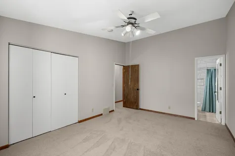 132 W Eagle Lake Drive Maple Grove MN 55369