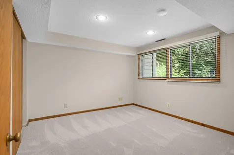 132 W Eagle Lake Drive Maple Grove MN 55369