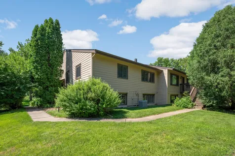 132 W Eagle Lake Drive Maple Grove MN 55369