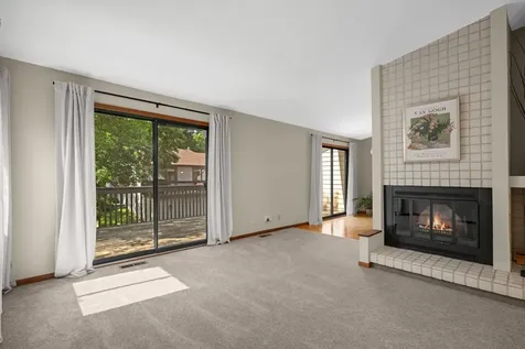 132 W Eagle Lake Drive Maple Grove MN 55369