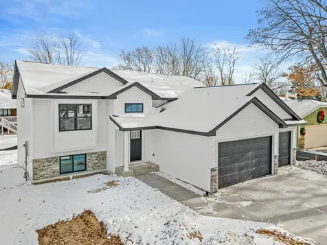 10717 Lincoln Street NE Blaine MN 55434