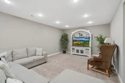 1248 Oak Tree Court Carver MN 55315