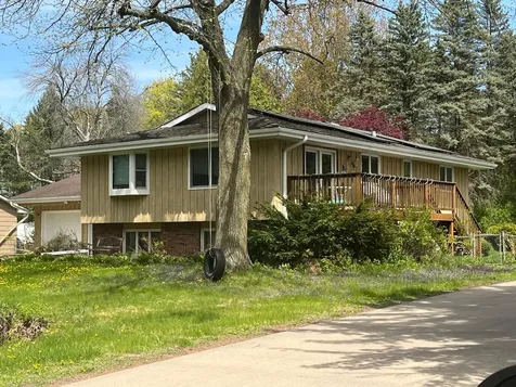 3044 Lake Street N Maplewood MN 55109