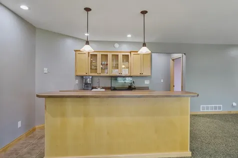 1929 Woodcrest Drive NE Owatonna MN 55060