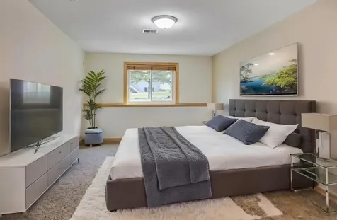 1929 Woodcrest Drive NE Owatonna MN 55060