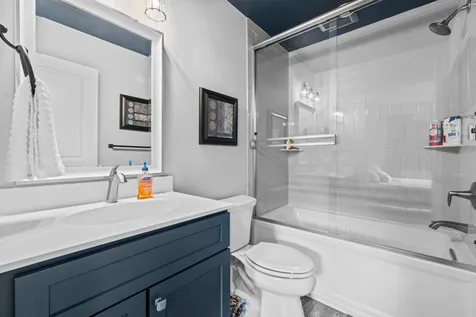 6105 Pine Grove Road Edina MN 55436