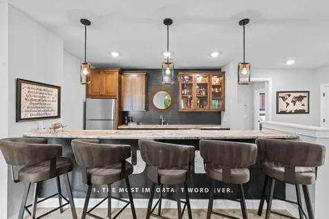 6105 Pine Grove Road Edina MN 55436