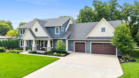 6105 Pine Grove Road Edina MN 55436