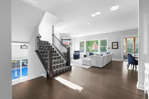 6105 Pine Grove Road Edina MN 55436