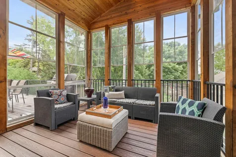 6105 Pine Grove Road Edina MN 55436