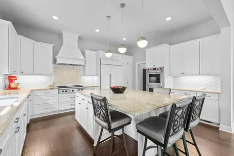 6105 Pine Grove Road Edina MN 55436