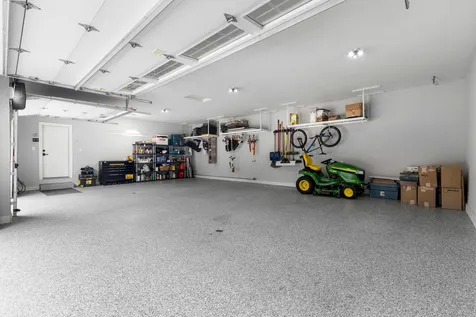 6105 Pine Grove Road Edina MN 55436