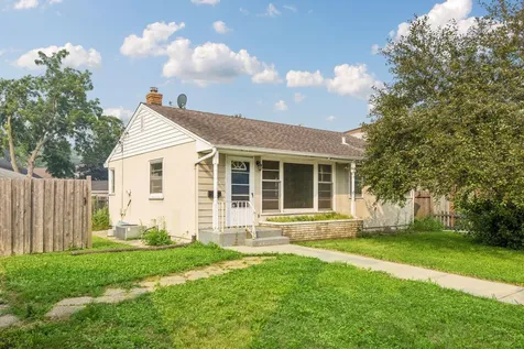 247 Point Douglas Road N Saint Paul MN 55106