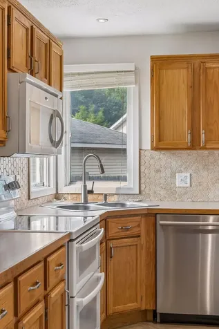 247 Point Douglas Road N Saint Paul MN 55106