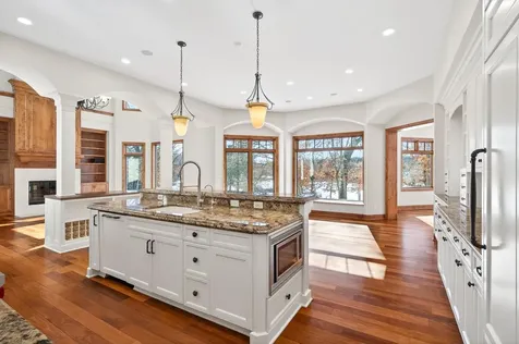 9 Hillary Farm Lane Gem Lake MN 55110