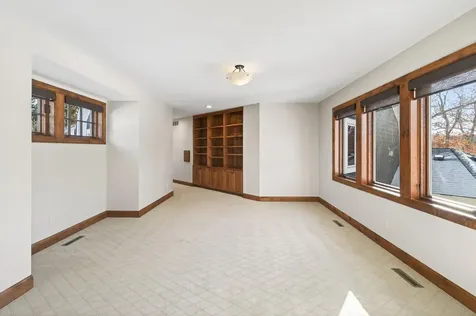 9 Hillary Farm Lane Gem Lake MN 55110